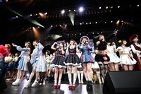 AKB48「AKB48グループ 第2回ユニットじゃんけん大会 ～空気を読むな、心を読め！～」の様子。(c)AKS