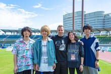 アレッサンドロ・デル・ピエロ氏（写真中央）と、cinema staff。（撮影：石崎祥子）