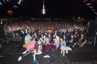 ベイビーレイズJAPAN「伝説の前夜祭」で撮影された記念写真。（写真提供：レプロエンタテインメント）