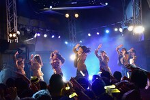 「はちみつロケット 1st ワンマンライブ H.R.HONEY♪～明日何してる？渋谷に行こうよ！～」第2部の様子。