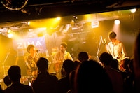 LUCKY TAPES（撮影：八尾武志）