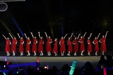 「長安景盛桜花紅－中日青年友好コンサート」に出演した乃木坂46。