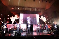 風男塾「FUDAN10KU LIVE 10th ANNIVERSARY FINAL～風歌番付～」の様子。