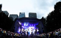 風男塾「FUDAN10KU LIVE 10th ANNIVERSARY FINAL～風歌番付～」の様子。