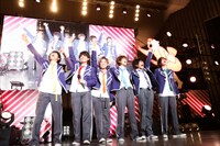 風男塾「FUDAN10KU LIVE 10th ANNIVERSARY FINAL～風歌番付～」の様子。