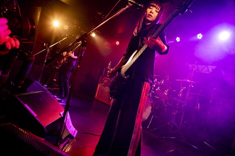 アユニ・D（B, Vo）（撮影：外林健太）