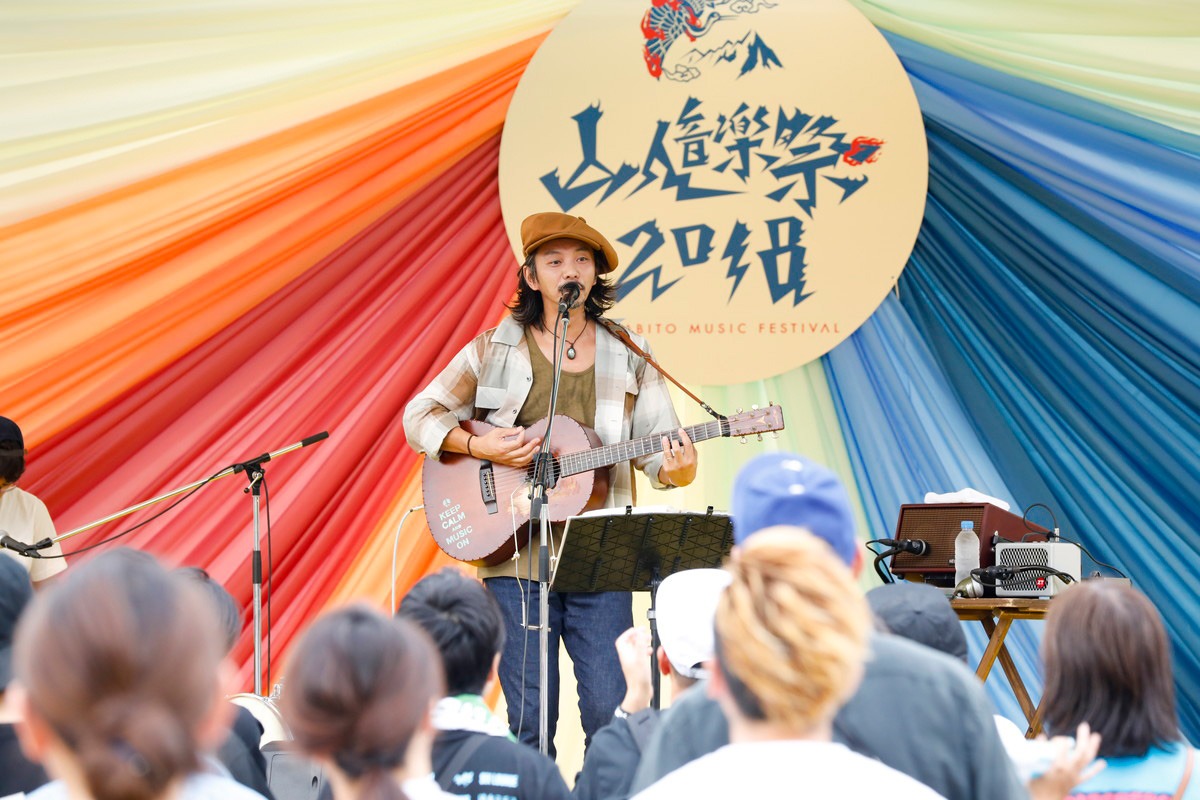 Caravan（撮影：タマイシンゴ）