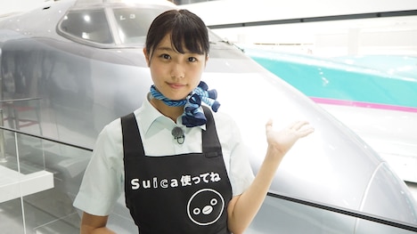 新幹線の乗務員の制服を着た瀧野由美子（STU48） (c)テレビ朝日