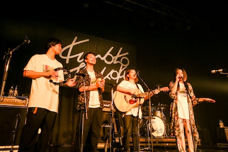 きのこ帝国（Photo by Viola Kam［V'z Twinkle］）