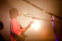 佐藤千亜妃（Vo, G）（Photo by Viola Kam［V'z Twinkle］）