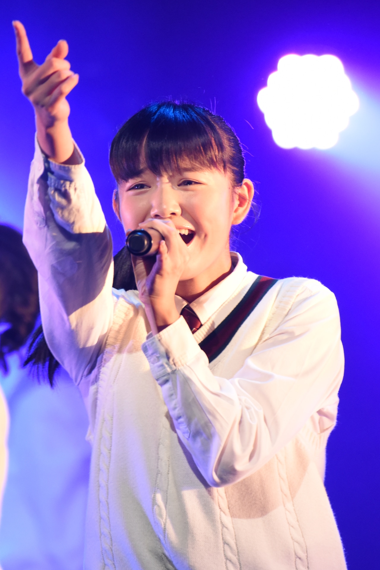 麻生真彩
