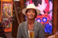 人気画像6位は「元DA PUMPのSHINOBU『アウト×デラックス』で未練告白、m-floの不満バトルも」より、SHINOBU。 (c)フジテレビ