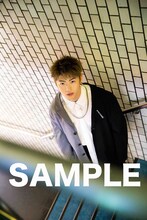 佐野玲於1st写真集「さのさん」有隣堂限定ポストカードサンプル画像