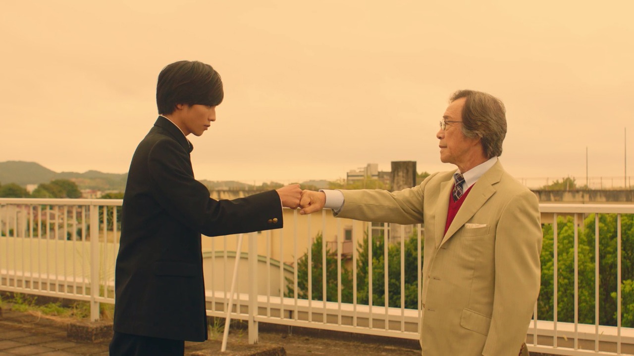 GReeeeN「贈る言葉」ミュージックビデオのワンシーン。