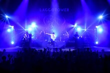 LACCO TOWER 「若葉ノ頃」発売記念ホールツアー2018「五人囃子の新時代」東京・昭和女子大学人見記念講堂公演の様子。（Photo by Masanori Fujikawa）