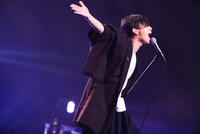 松川ケイスケ（Vo）（Photo by Masanori Fujikawa）