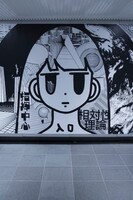 渋谷駅に展開されている「NEO-FUTURE」巨大インスタレーション。