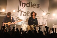 街人のライブの様子。（Photo by MASANORI FUJIKAWA）