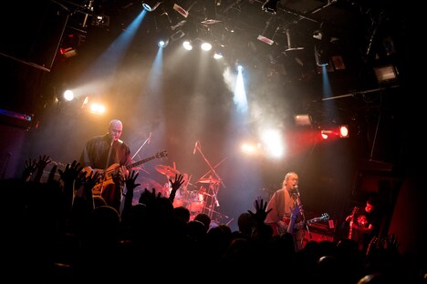 人間椅子(撮影:斉藤明)