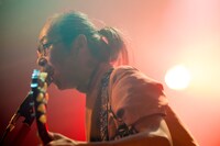 和嶋慎治（G, Vo / 人間椅子）（撮影：斉藤明）