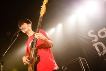 秋澤和貴（B / Saucy Dog）（撮影：白石達也）