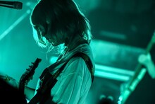 牛丸ありさ（Vo, G / yonige）（Photo by MASANORI FUJIKAWA）