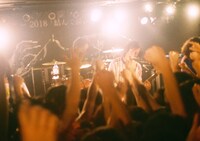 tetoが千葉・千葉LOOKで行った特別公演の様子。（撮影：マスダレンゾ）