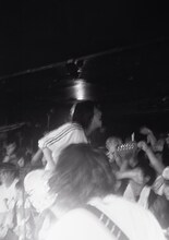 小池貞利（Vo, G）（撮影：マスダレンゾ）