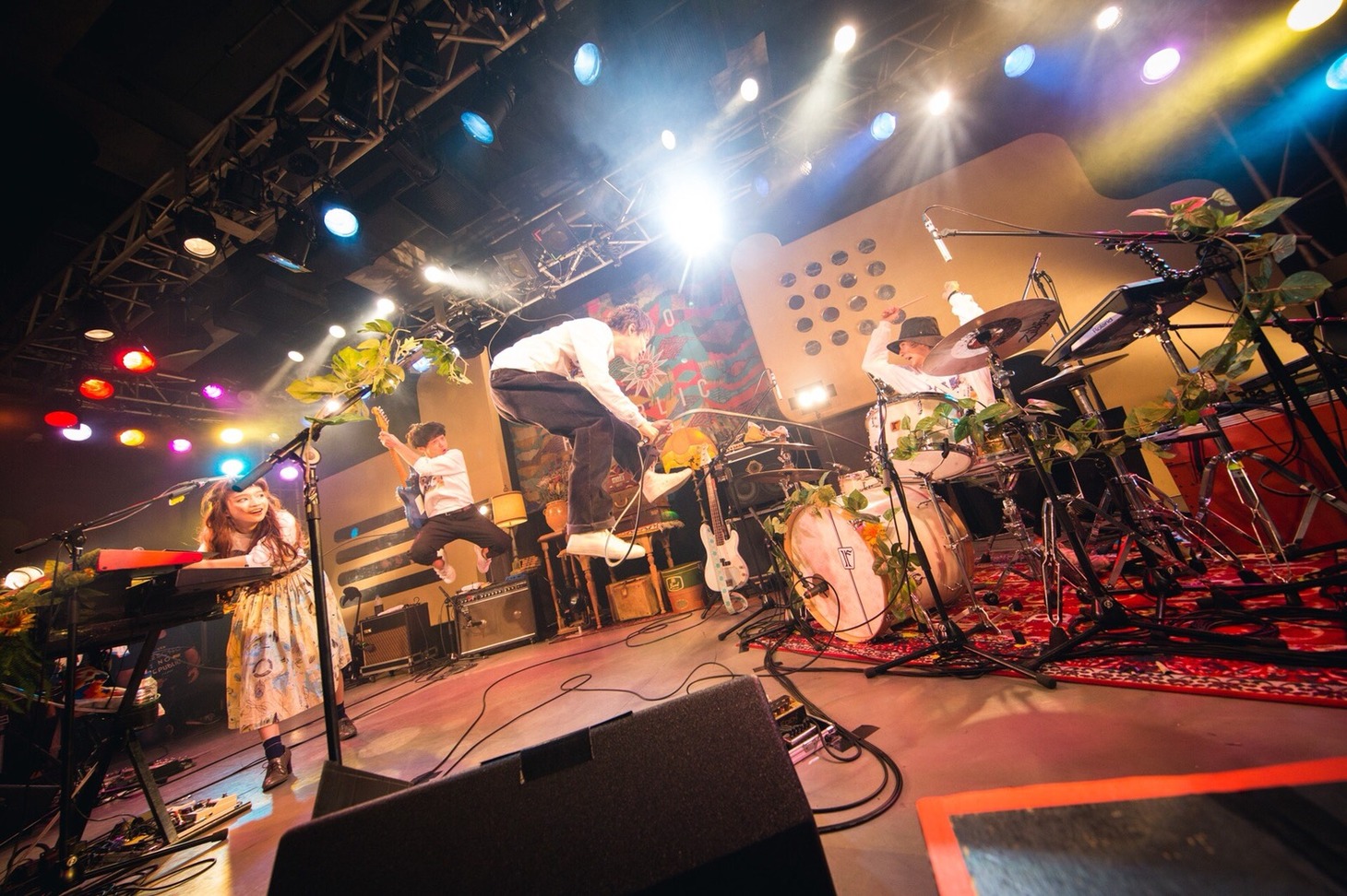 Czecho No Republic「旅に出る準備」リリースツアー 東京・渋谷duo MUSIC EXCHANGE公演の様子。（撮影：山川哲矢）