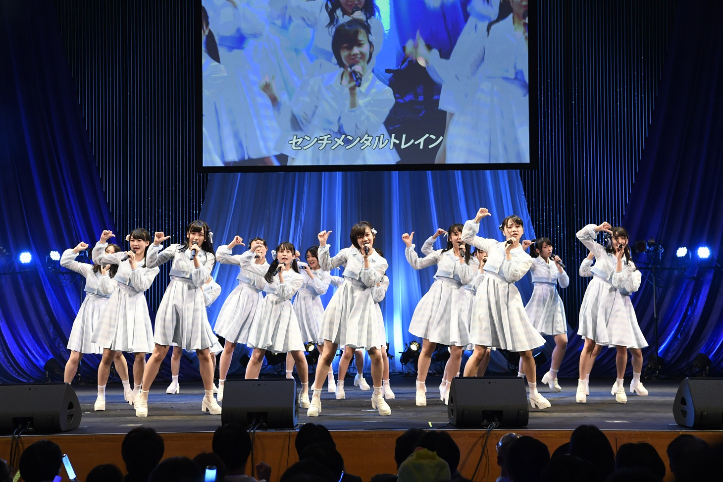 STU48 (c)STU