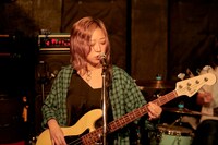 ごっきん（B, Cho）（撮影：太田好治）