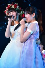 左から阿部かれん、星里奈。