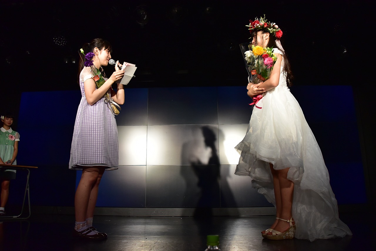 左から星里奈、阿部かれん。
