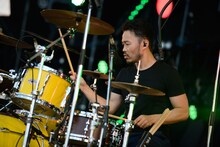 河村俊秀（Dr / ペトロールズ）