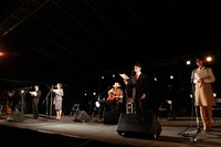 「NISSAN あ、安部礼司～BEYOND THE AVERAGE～with Caravan」のステージの様子。