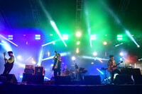 タブゾンビ（Tp / SOIL & "PIMP" SESSIONS）が加わったストレイテナーのライブ。