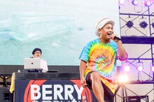 MOCA（写真提供：UNIVERSAL MUSIC LLC.）