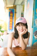 渡邉幸愛 1st写真集「koume」のワンショット。