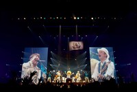 「YUZU SPECIAL LIVE 2018 BIG YELL×FUTARI in 広島」の様子。（写真提供：セーニャ・アンド・カンパニー）
