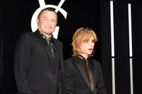 トム・ペシュー氏とYOSHIKI。