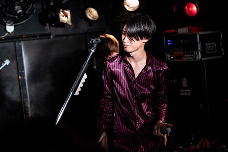 米田貴紀（Vo, G）（撮影：石崎祥子）