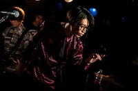 米田貴紀（Vo, G）（撮影：石崎祥子）