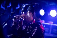 米田貴紀（Vo, G）（撮影：石崎祥子）