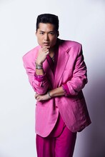 CRAZY四角形こと八木将康。