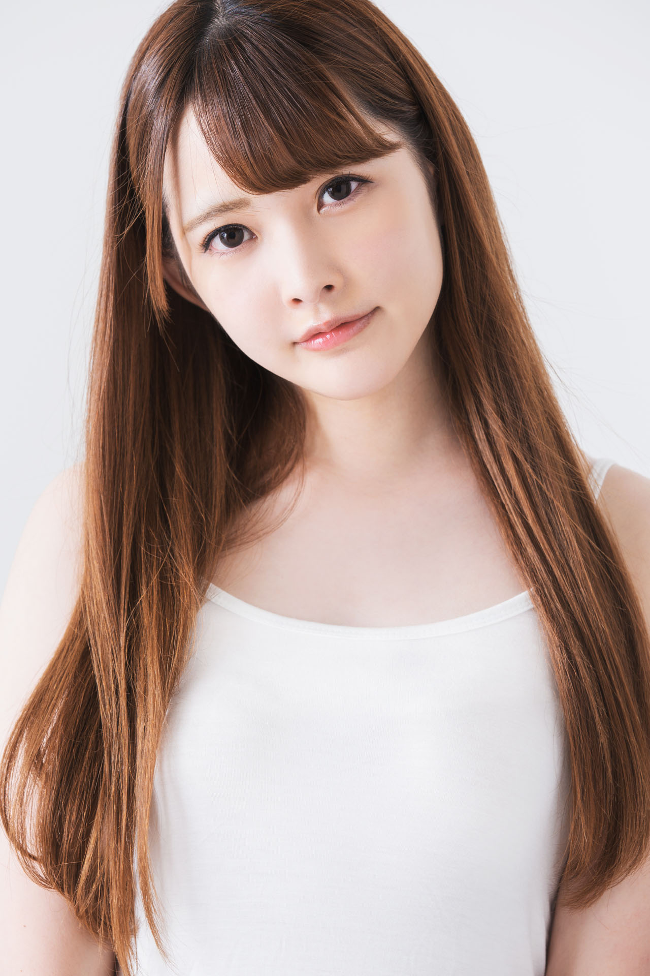 白崎ゆな