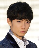 濱正悟（宵町透真 / ルパンブルー役）