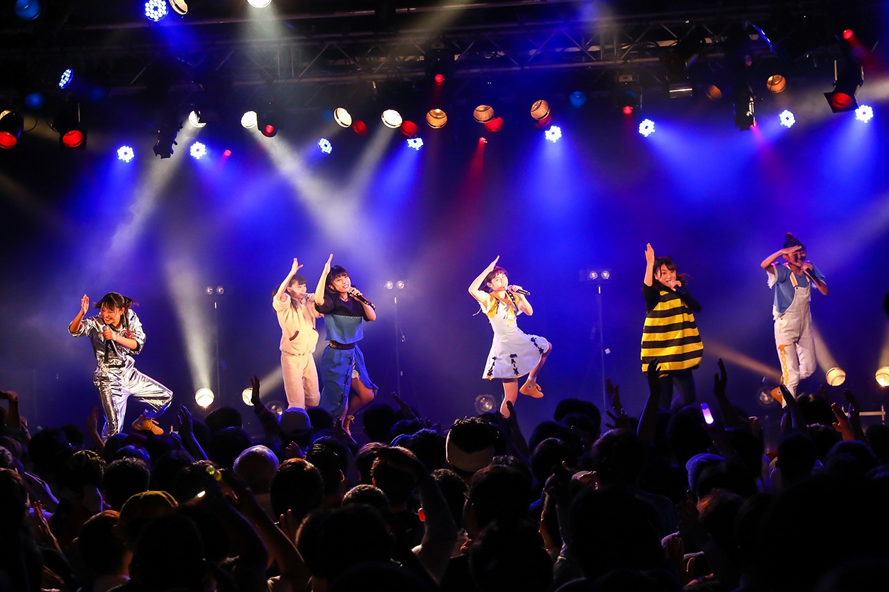 CROWN POP（写真提供：スターダストプロモーション）