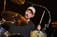 浦山一悟（Dr）（Photo by AZUSA TAKADA）