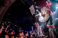 ゆるめるモ！「ゆるめるモ！の酔拳ツアー～カースト スペック どん底でもやる そんな僕らの戦い方～」兵庫・MUSIC ZOO KOBE 太陽と虎公演の様子。（Photo by shinz）