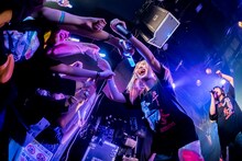 ゆるめるモ！「ゆるめるモ！の酔拳ツアー～カースト スペック どん底でもやる そんな僕らの戦い方～」兵庫・MUSIC ZOO KOBE 太陽と虎公演の様子。（Photo by shinz）